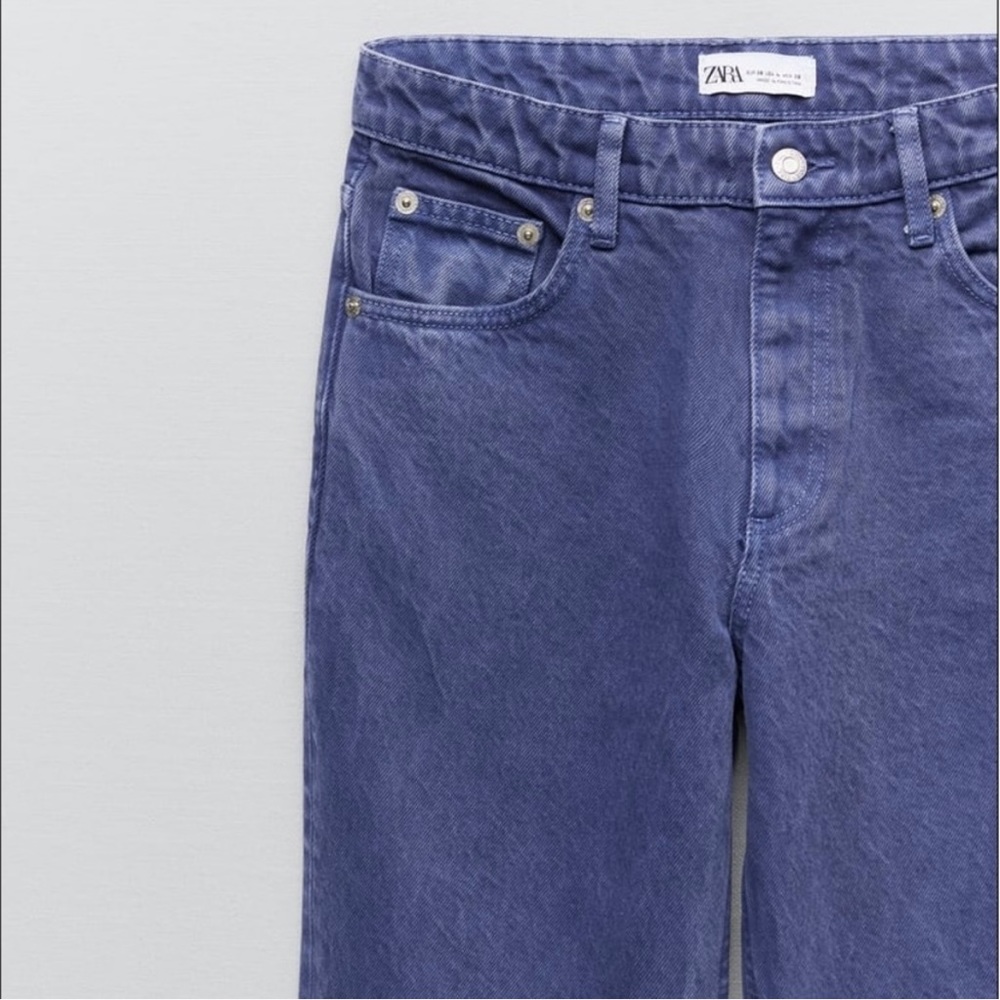 JEANS - Picture 4 of 6